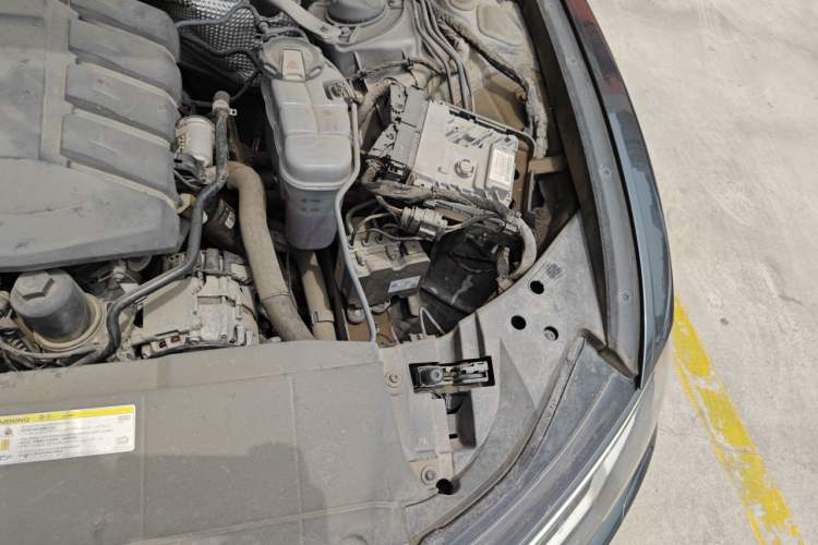 Used Audi A6L 2020 40 TFSI Luxury Dynamic Edition Engine Bay Left