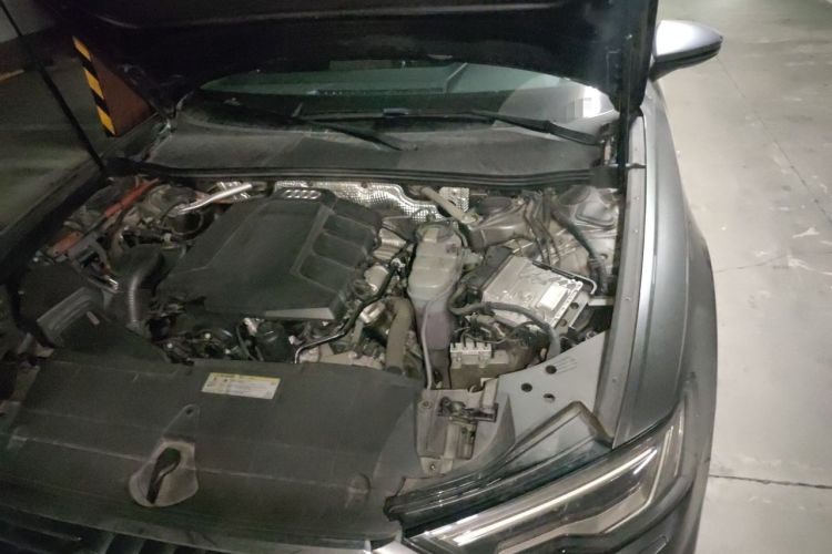 Used Audi A6L 2020 40 TFSI Luxury Dynamic Edition Engine Bay Left