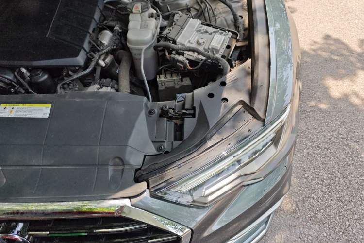 Used Audi A6L 2020 45 TFSI Prestige Dynamic Edition Engine Bay Left