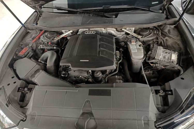 Used Audi A6L 2020 45 TFSI Prestige Dynamic Edition Engine Bay