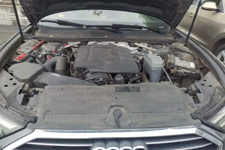 Used Audi A6L 2020 45 TFSI Prestige Dynamic Edition Engine Bay