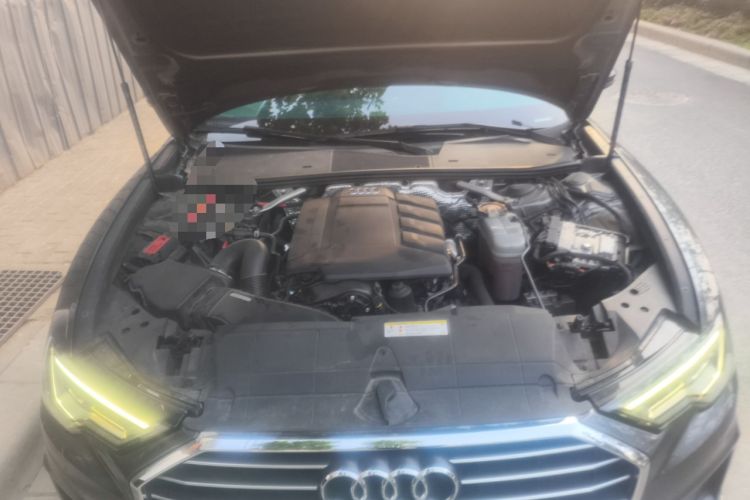 Used Audi A6L 2020 40 TFSI Luxury Dynamic Edition Engine Bay