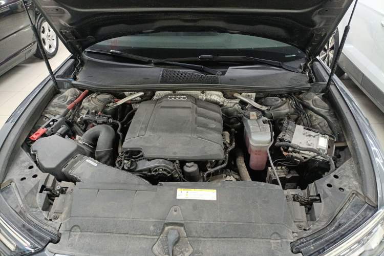 Used Audi A6L 2020 45 TFSI Prestige Dynamic Edition Engine Bay