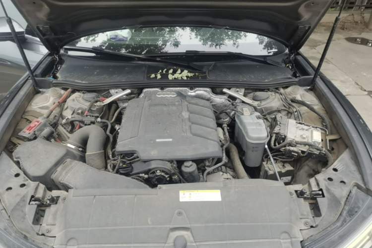 Used Audi A6L 2020 45 TFSI Prestige Dynamic Edition Engine Bay