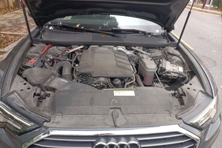 Used Audi A6L 2020 40 TFSI Luxury Dynamic Edition Engine Bay