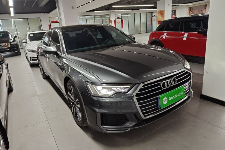 Used Audi A6L 2020 40 TFSI Luxury Dynamic Edition Front Right 45 Deg
