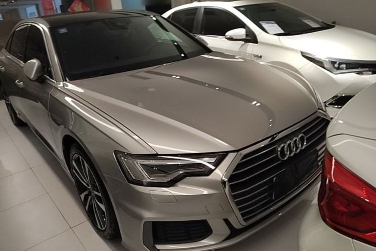 Used Audi A6L 2020 40 TFSI Luxury Dynamic Edition Front Right 45 Deg