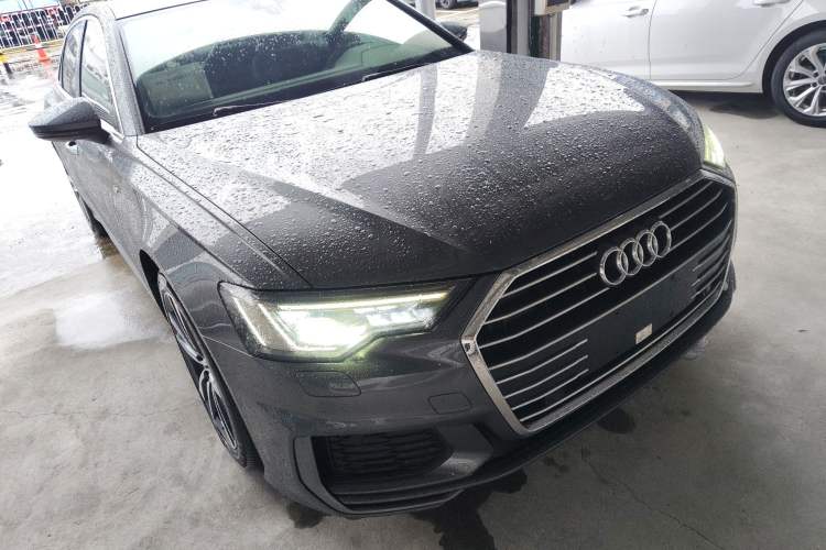 Used Audi A6L 2020 40 TFSI Luxury Dynamic Edition Front Right 45 Deg