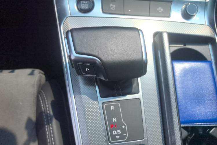 Used Audi A6L 2020 45 TFSI Prestige Dynamic Edition Gear Lever