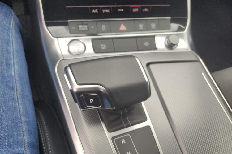 Used Audi A6L 2020 45 TFSI Prestige Dynamic Edition Gear Lever