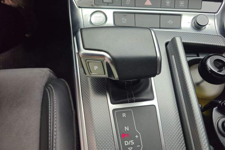 Used Audi A6L 2020 45 TFSI Prestige Dynamic Edition Gear Lever