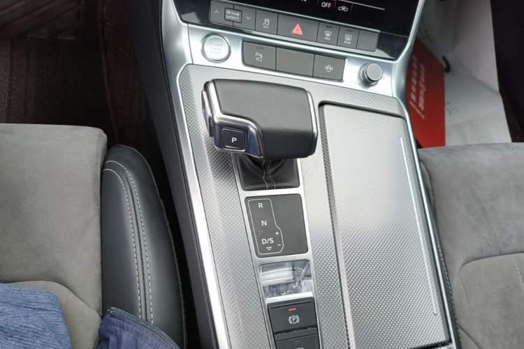 Used Audi A6L 2020 45 TFSI Prestige Dynamic Edition Gear Lever