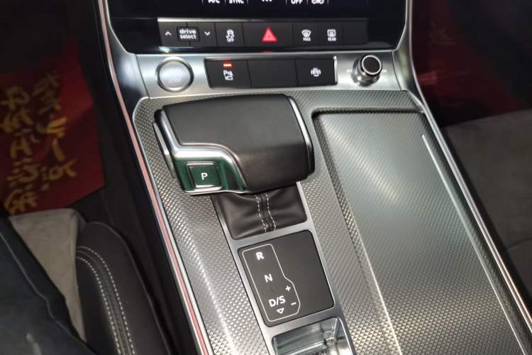 Used Audi A6L 2020 40 TFSI Luxury Dynamic Edition Gear Lever