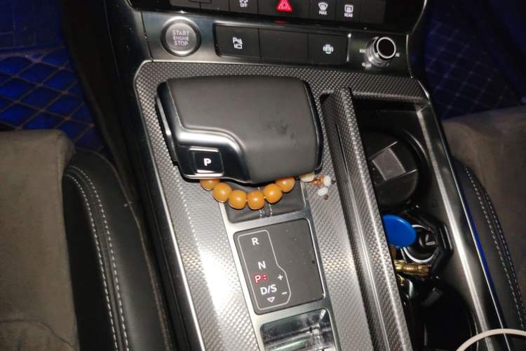 Used Audi A6L 2020 40 TFSI Luxury Dynamic Edition Gear Lever