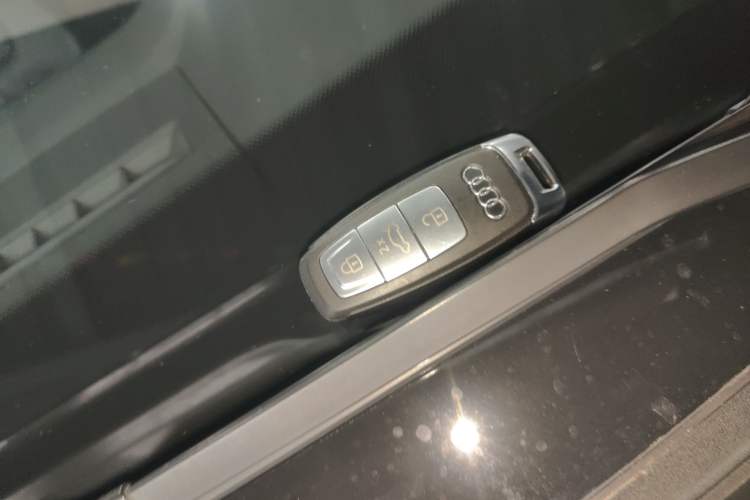 Used Audi A6L 2020 40 TFSI Luxury Dynamic Edition Interior 1