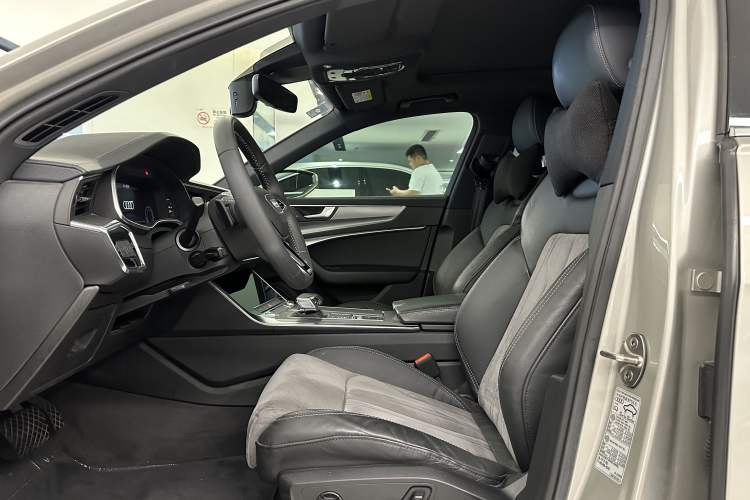 Used Audi A6L 2020 40 TFSI Luxury Dynamic Edition Interior 3
