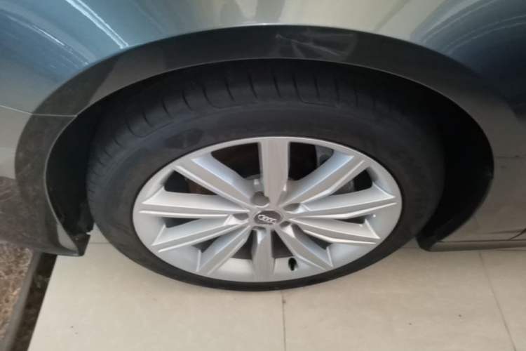 Used Audi A6L 2020 45 TFSI Prestige Dynamic Edition Left Front Wheel Hub