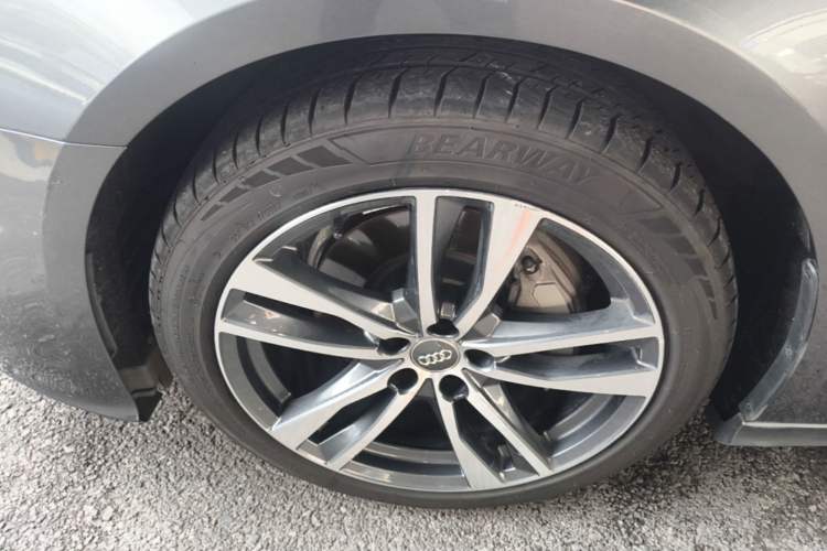 Used Audi A6L 2020 40 TFSI Luxury Dynamic Edition Left Front Wheel Hub