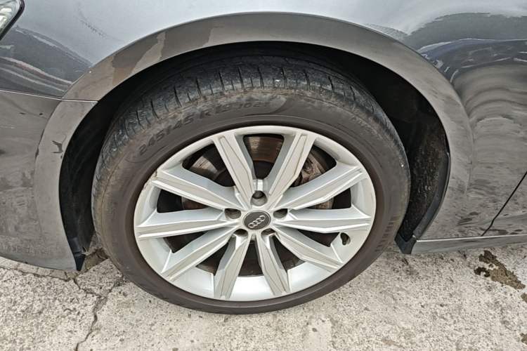 Used Audi A6L 2020 45 TFSI Prestige Dynamic Edition Left Front Wheel Hub