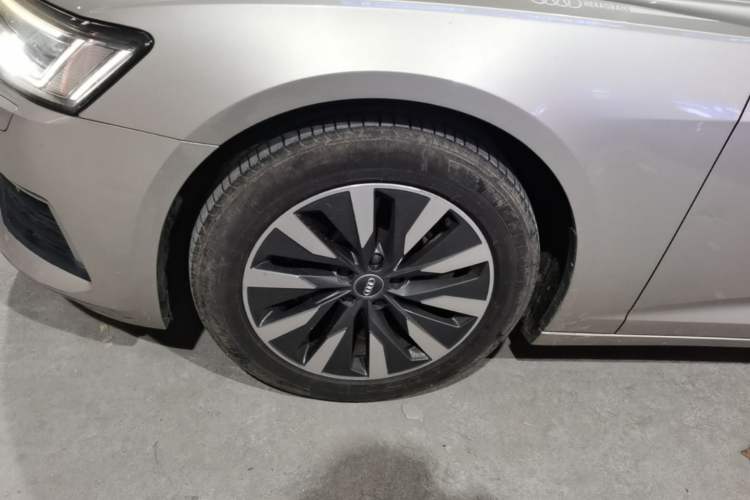 Used Audi A6L 2020 45 TFSI Prestige Elegant Edition Left Front Wheel Hub