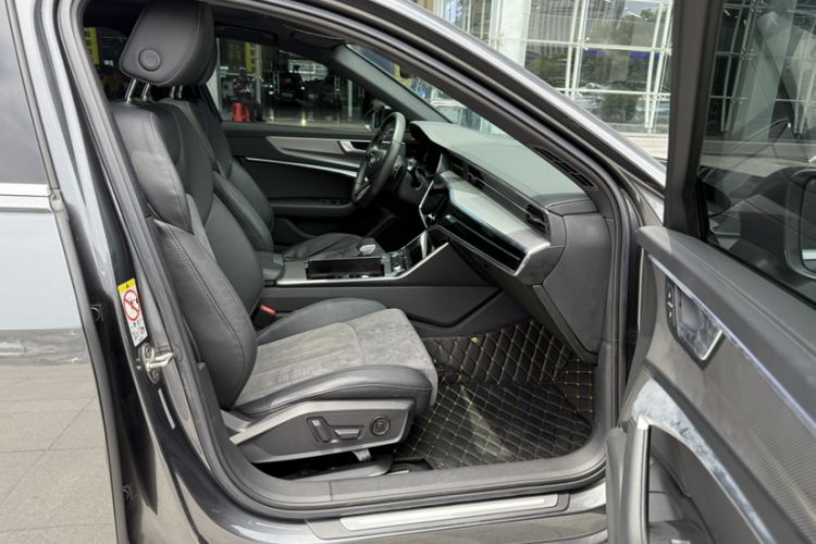Used Audi A6L 2020 40 TFSI Luxury Dynamic Edition Right Front Seat