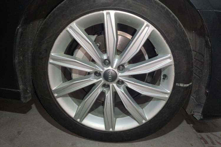Used Audi A6L 2020 45 TFSI Prestige Dynamic Edition Right Front Wheel Hub