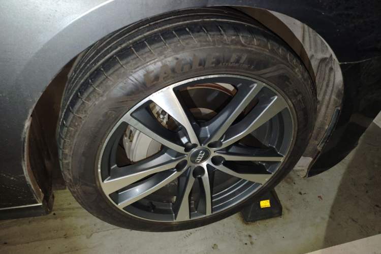 Used Audi A6L 2020 45 TFSI Prestige Dynamic Edition Right Front Wheel Hub