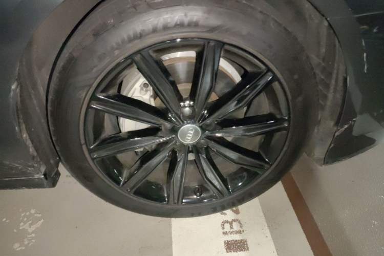 Used Audi A6L 2020 45 TFSI Prestige Dynamic Edition Right Front Wheel Hub