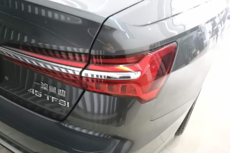 Used Audi A6L 2020 45 TFSI Prestige Dynamic Edition Right Rear Taillight