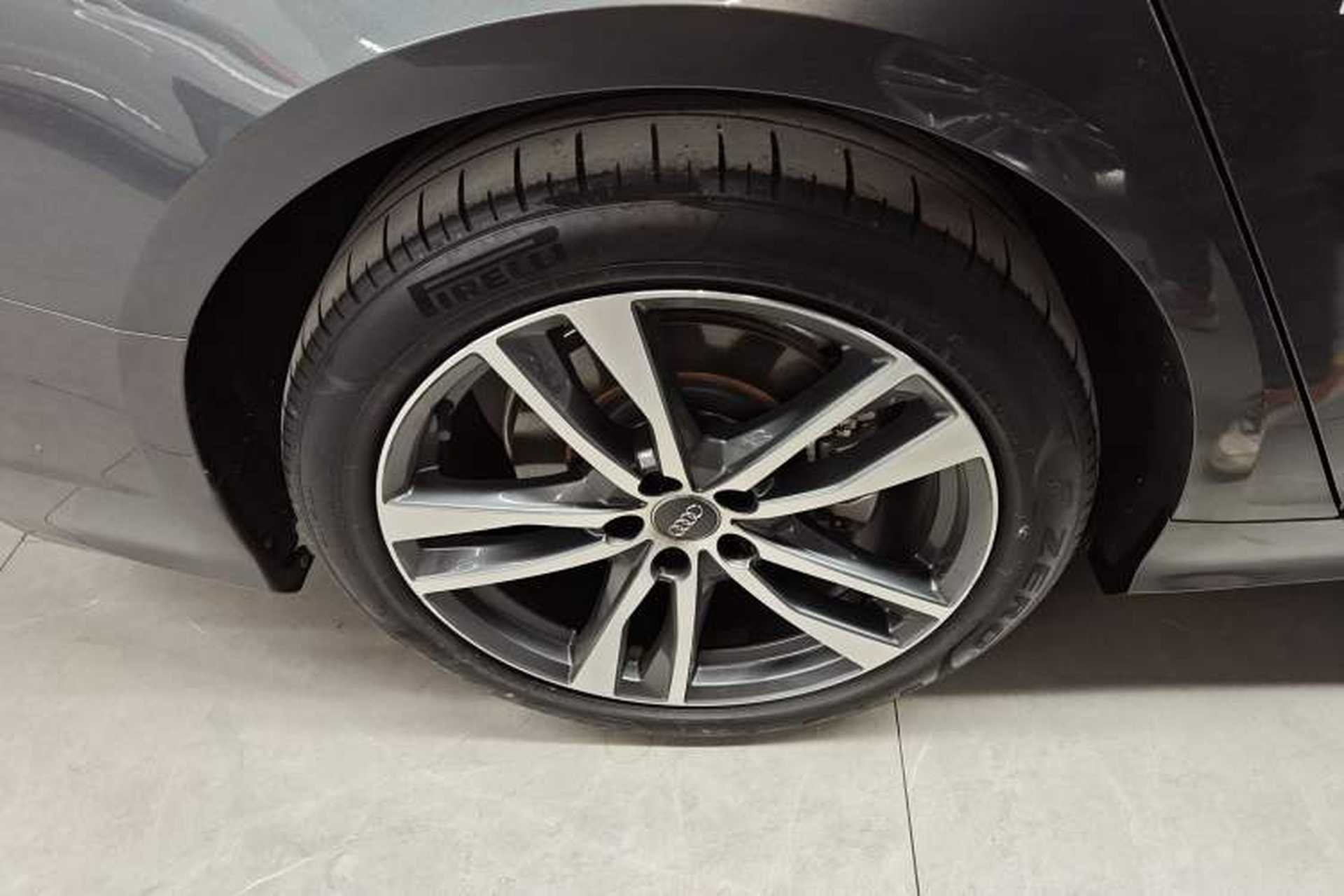 Used Audi A6L 2020 40 TFSI Luxury Dynamic Edition Right Rear Wheel Hub