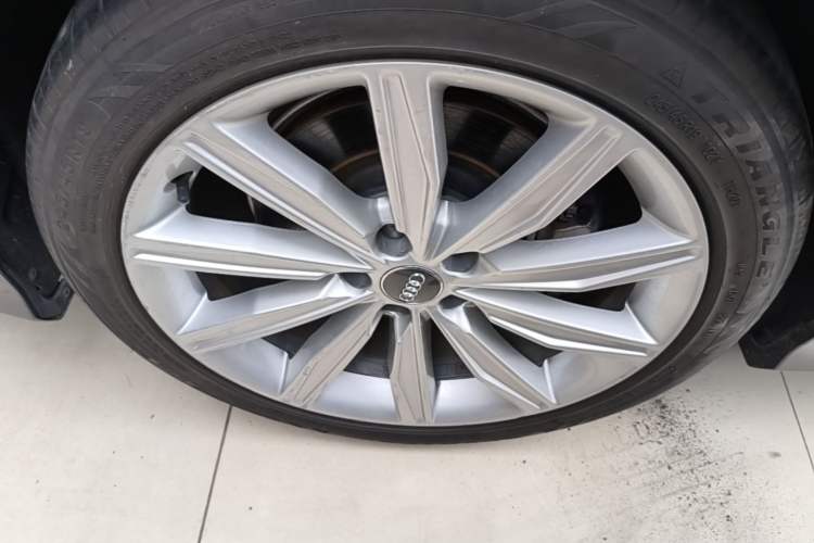Used Audi A6L 2020 45 TFSI Prestige Dynamic Edition Right Rear Wheel Hub