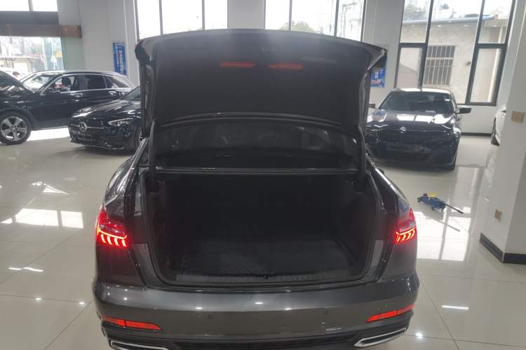 Used Audi A6L 2020 40 TFSI Luxury Dynamic Edition Trunk