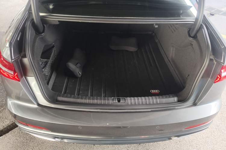Used Audi A6L 2020 40 TFSI Luxury Dynamic Edition Trunk