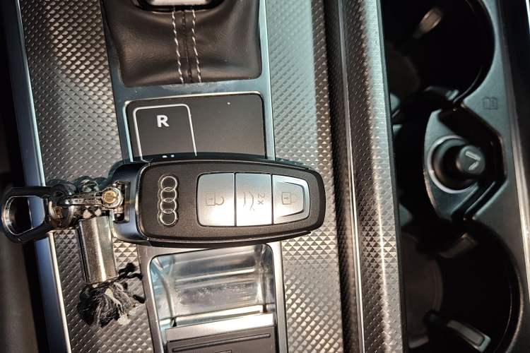Used Audi A6L 2020 40 TFSI Luxury Dynamic Edition Vehicle Key