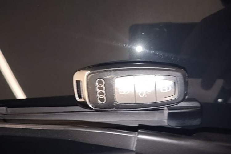 Used Audi A6L 2020 40 TFSI Luxury Dynamic Edition Vehicle Key