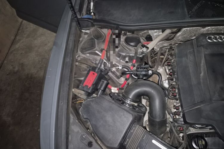 Used Audi A6L 2020 40 TFSI Luxury Dynamic Edition Engine Bay Right