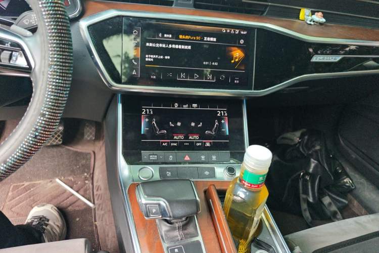Used Audi A6L 2020 45 TFSI Prestige Dynamic Edition Audio And AC Panel