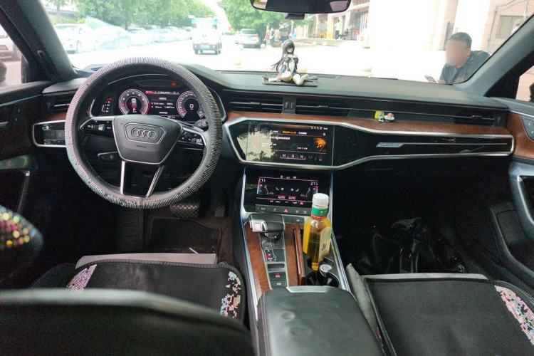 Used Audi A6L 2020 45 TFSI Prestige Dynamic Edition Center Console