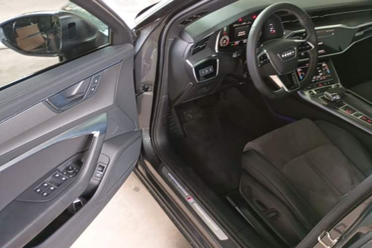 Used Audi A6L 2020 40 TFSI Luxury Dynamic Edition Driver Seat