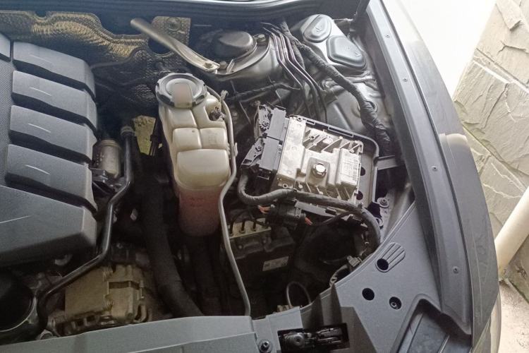 Used Audi A6L 2020 45 TFSI Prestige Dynamic Edition Engine Bay Left