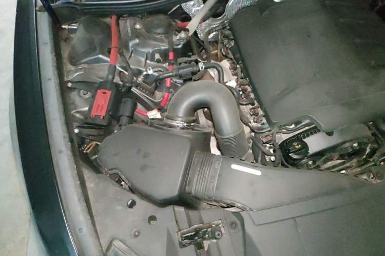 Used Audi A6L 2020 40 TFSI Luxury Prestige Edition Engine Bay Right