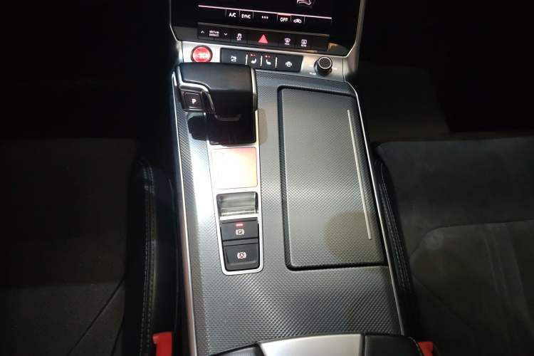 Used Audi A6L 2020 40 TFSI Luxury Dynamic Edition Gear Lever