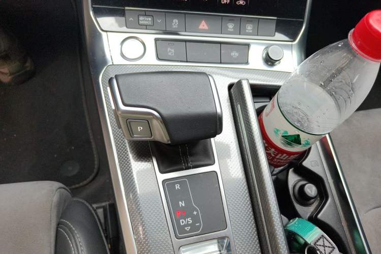 Used Audi A6L 2020 45 TFSI Prestige Dynamic Edition Gear Lever