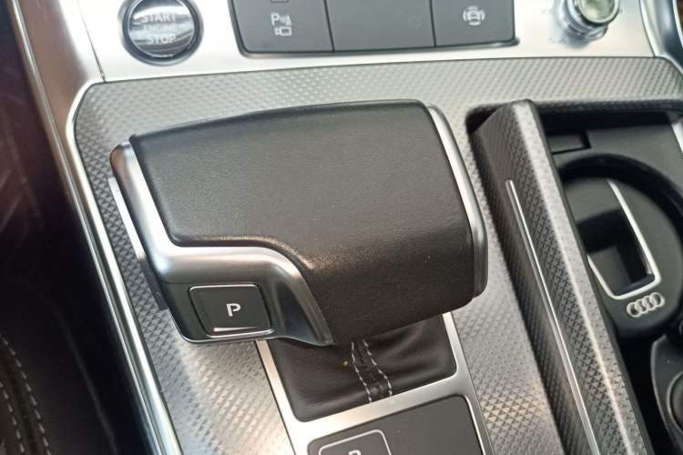 Used Audi A6L 2020 45 TFSI Prestige Dynamic Edition Gear Lever