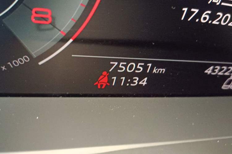 Used Audi A6L 2020 45 TFSI Prestige Dynamic Edition Odometer Close Up