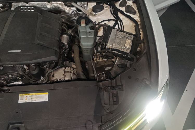 Used Audi A6L 2020 45 TFSI Prestige Dynamic Edition Engine Bay Left