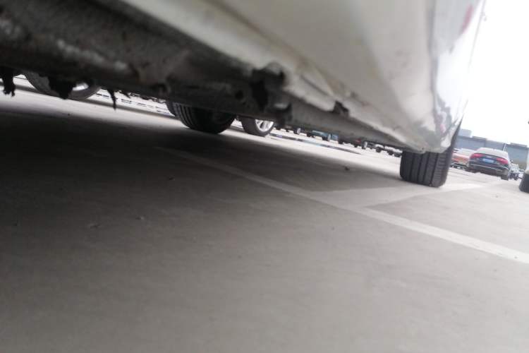 Used Audi A6L 2020 40 TFSI Luxury Dynamic Edition Left Side Sill