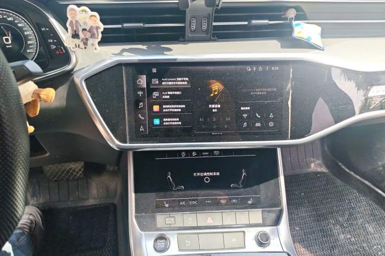 Used Audi A6L 2021 45 TFSI quattro Prestige Dynamic Edition Audio And AC Panel