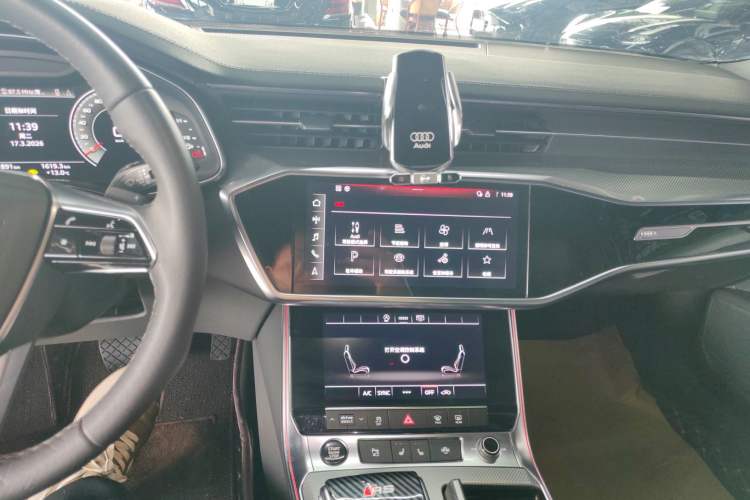 Used Audi A6L 2021 40 TFSI Luxury Dynamic Edition Audio And AC Panel