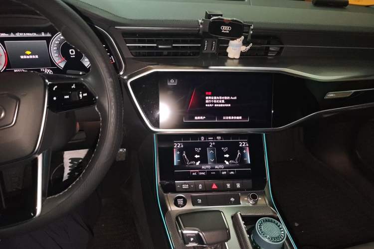 Used Audi A6L 2021 40 TFSI Luxury Dynamic Edition Audio And AC Panel